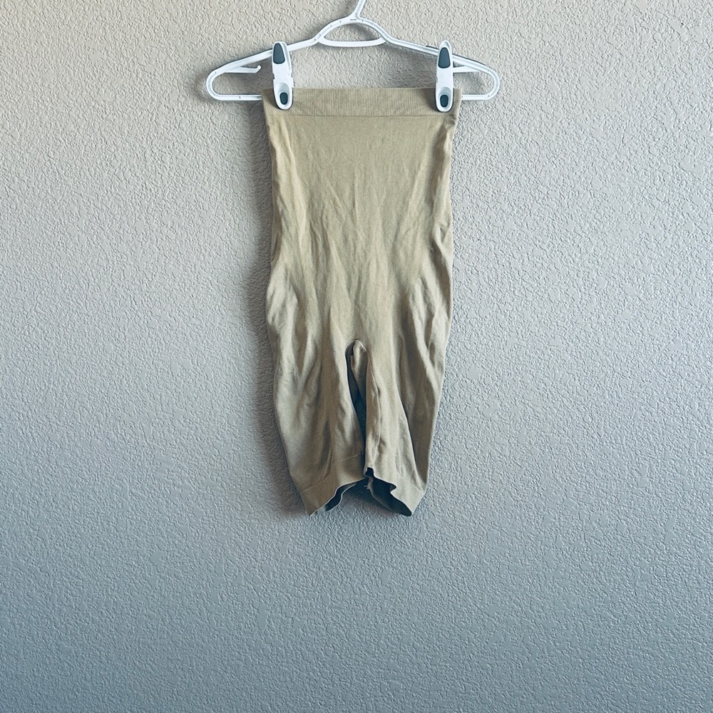 Silhouette | Intimates